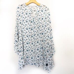 Women's Wayf Size M Floral Keyhole Tunic Blouse
